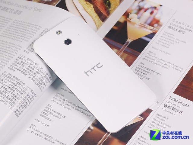 ѷü ɫHTC Oneʱаʵ 