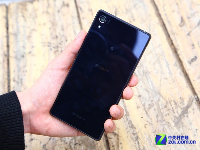 图为 索尼xperia z2 l50t